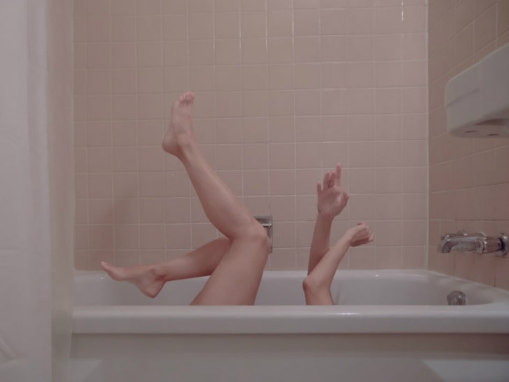 Erkältung bekämpfen in Badewanne Erkältung bekämpfen in Badewanne