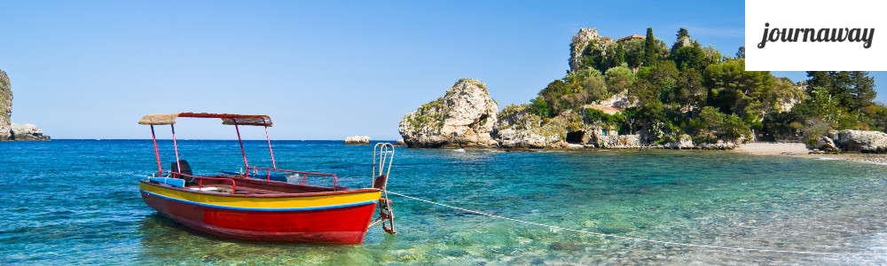 Ein Boot auf dem Meer.